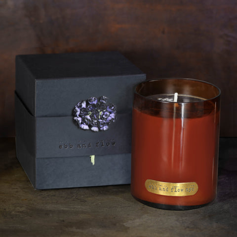 VIOLET NOIR SOY CANDLE - 65 HR BURN TIME