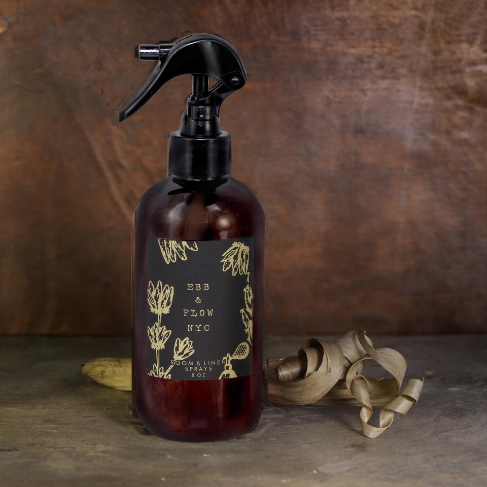 SANTAL LEATHER ROOM AND LINEN SPRAY